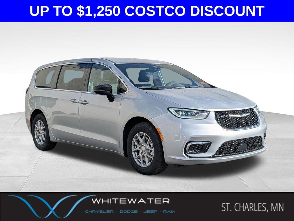 New 2026 Chrysler Pacifica L