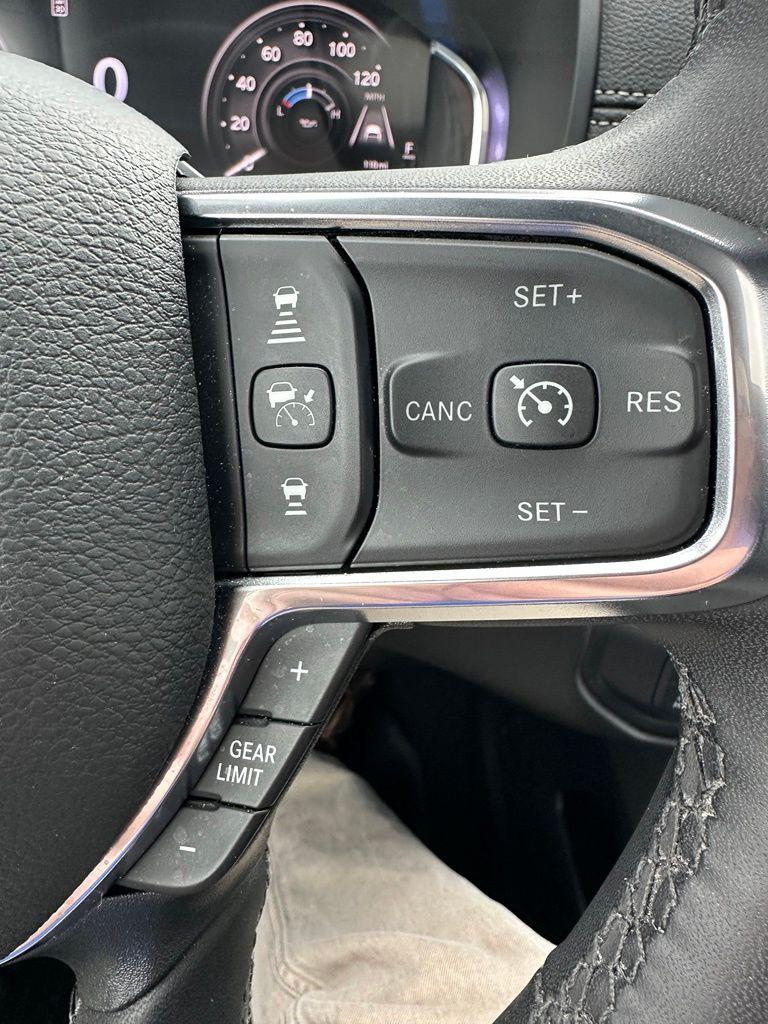 2026 RAM 3500 LARAMIE MEGA CAB 4X4 6'4' BOX — фото 12