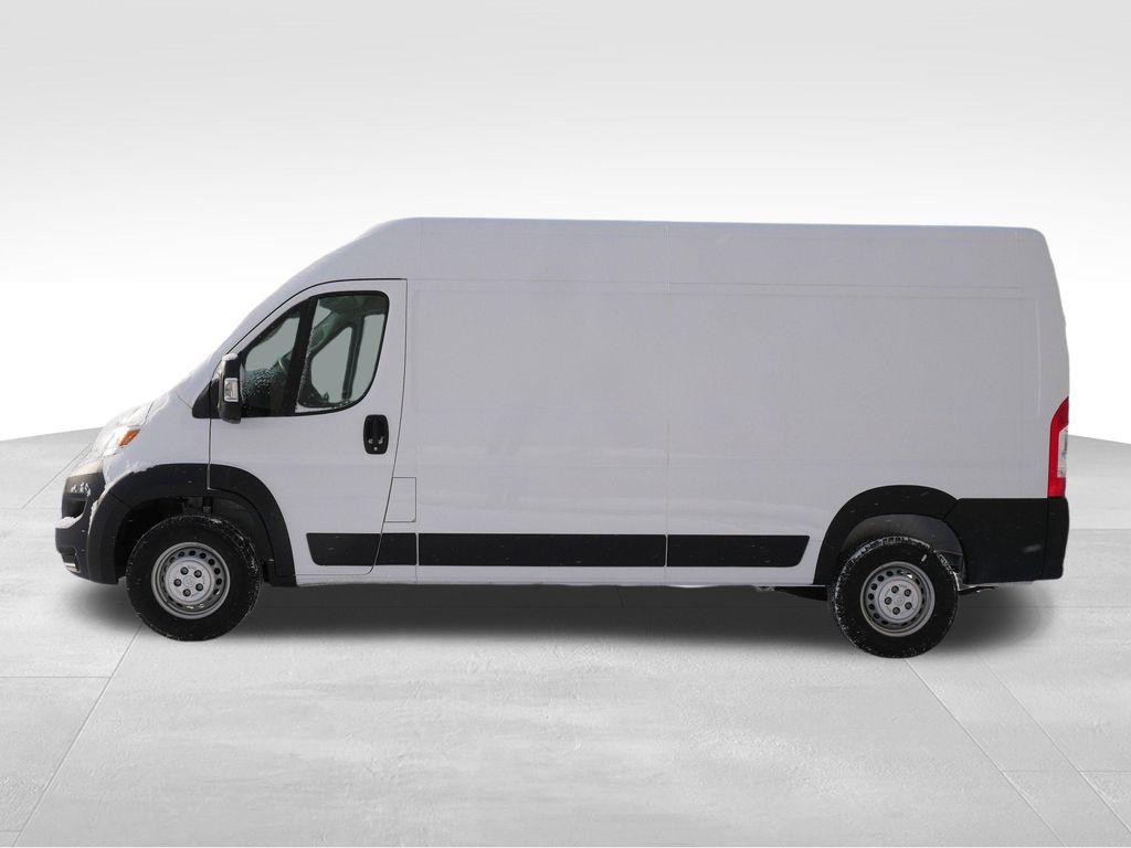 صورة 3 لـ 2026 RAM PROMASTER 2500 TRADESMAN