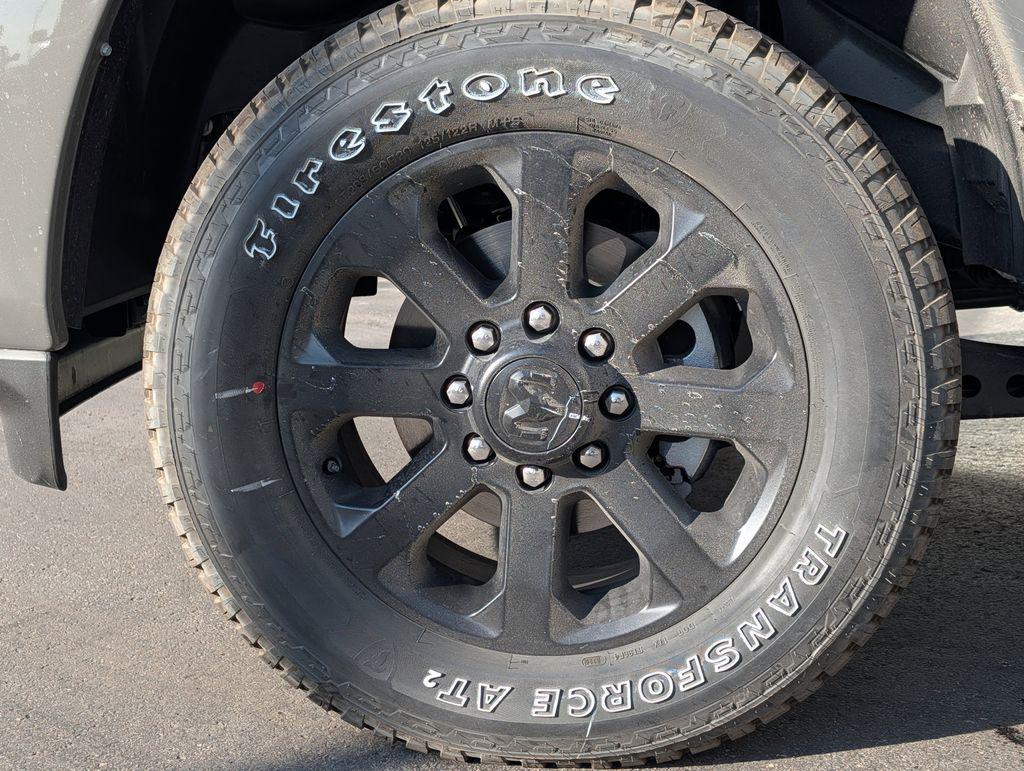 2026 RAM 3500 LARAMIE MEGA CAB 4X4 6'4' BOX — фото 4