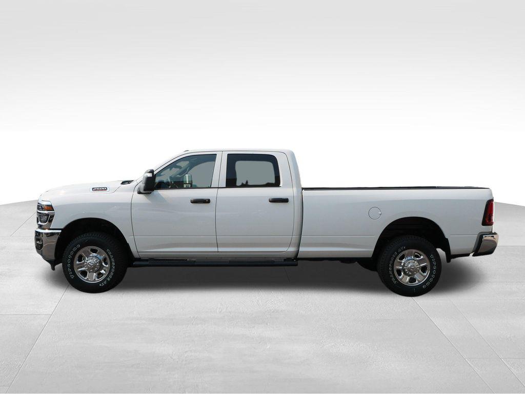 صورة 3 لـ 2026 RAM 2500 TRADESMAN CREW CAB 4X4 8' BOX