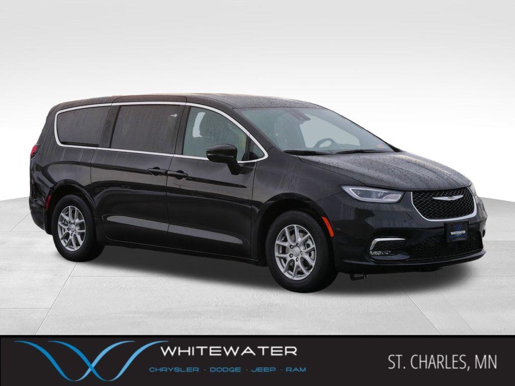 New 2026 Chrysler Pacifica L
