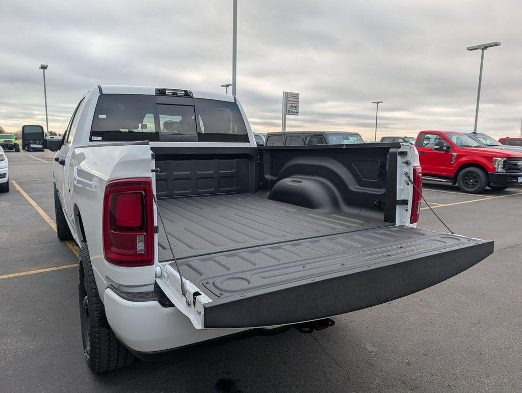 2026 RAM 2500 BIG HORN CREW CAB 4X4 6'4' BOX — фото 7