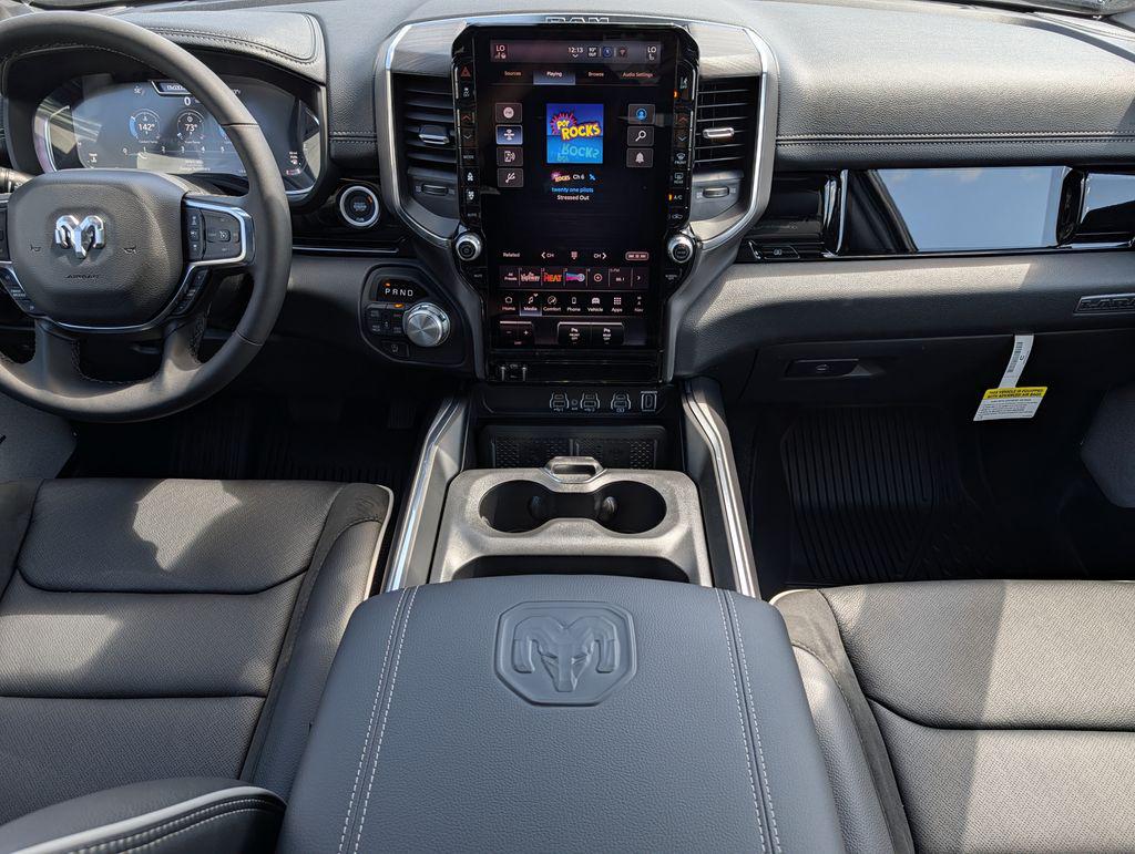 صورة 8 لـ 2026 RAM 1500 LARAMIE