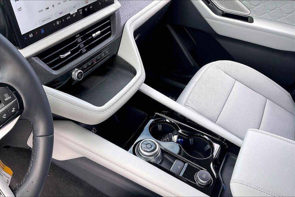صورة مصغرة 16 لـ 2026 FORD EXPLORER PLATINUM