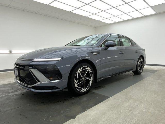 New 2026 Hyundai SONATA SEL Sport