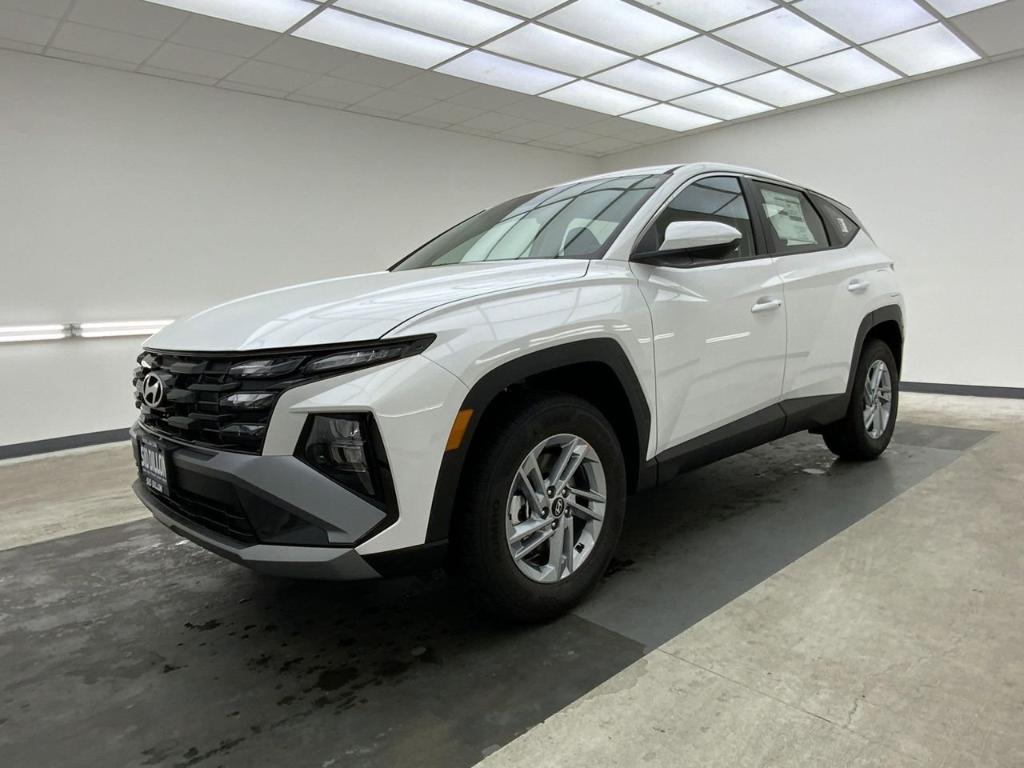 New 2026 Hyundai TUCSON SE