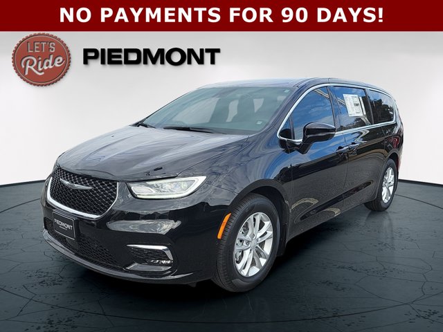 New 2026 Chrysler Pacifica Select