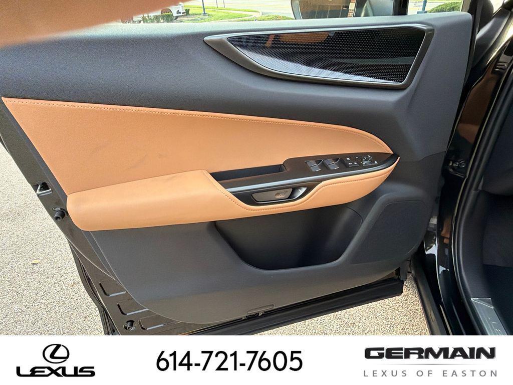 صورة 21 لـ 2026 Lexus NX 350 350 AWD