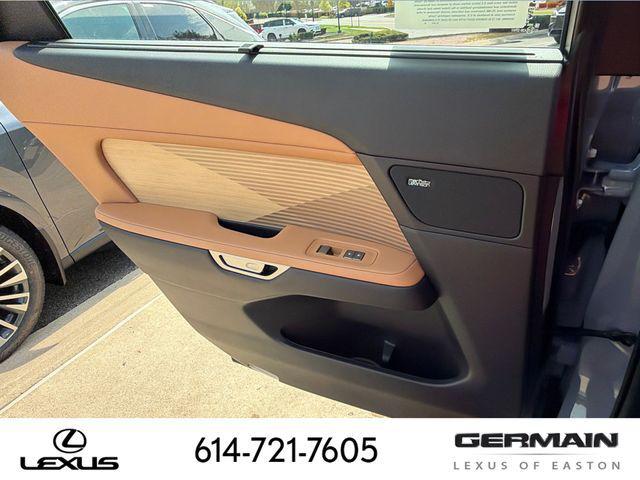 صورة 15 لـ 2026 Lexus ES 500E LUXURY AWD