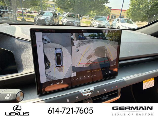 صورة 29 لـ 2026 Lexus ES 500E LUXURY AWD