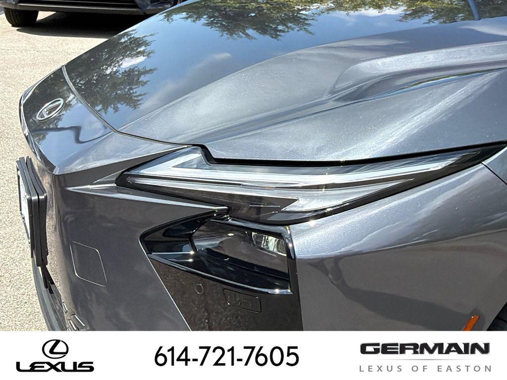 2026 Lexus ES 500E PREMIUM AWD — фото 13