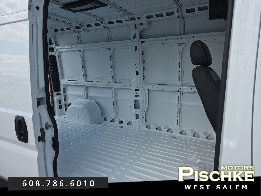 2026 RAM PROMASTER 2500 TRADESMAN — миниатюра 16