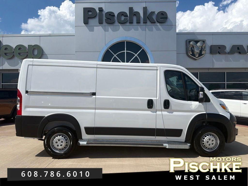 2025 RAM PROMASTER 2500 TRADESMAN — фото 1