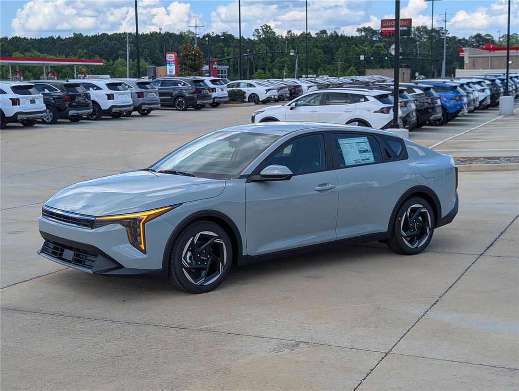 New 2026 Kia K4 EX