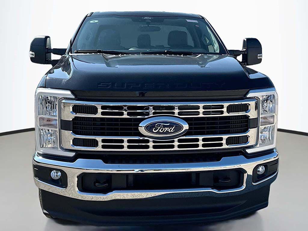 2026 FORD F-350 XLT — фото 9