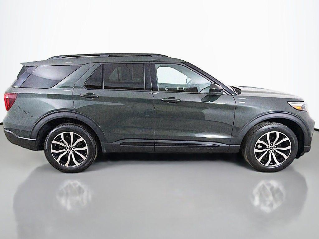 2023 FORD EXPLORER ST-LINE thumbnail 19