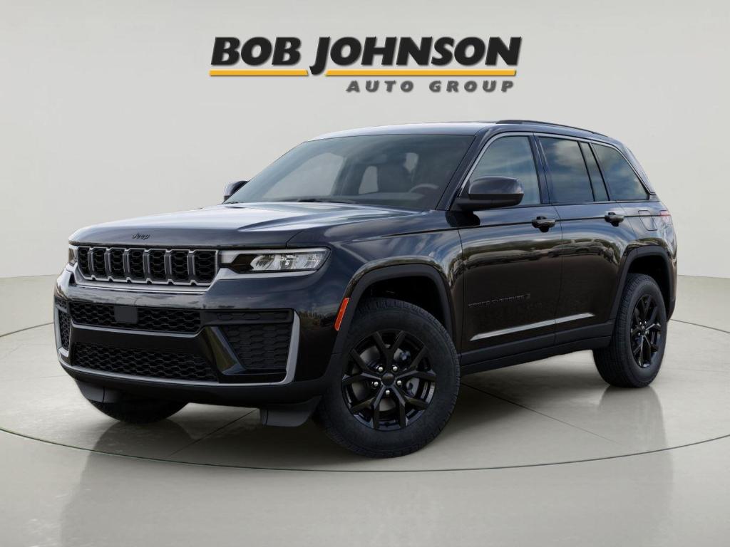 New 2026 Jeep Grand Cherokee Laredo