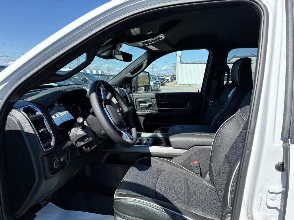 2025 RAM 2500 LARAMIE 缩略图 19