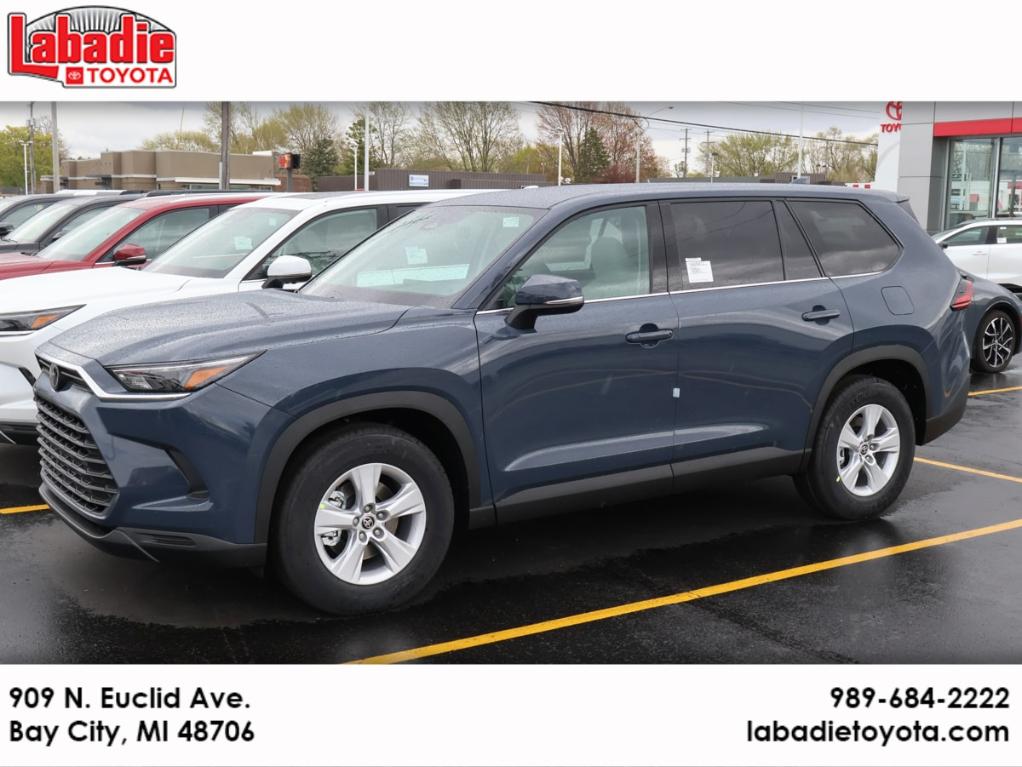 New 2026 Toyota Grand Highlander LE