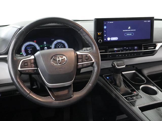 صورة مصغرة 22 لـ 2025 Toyota SIENNA XSE