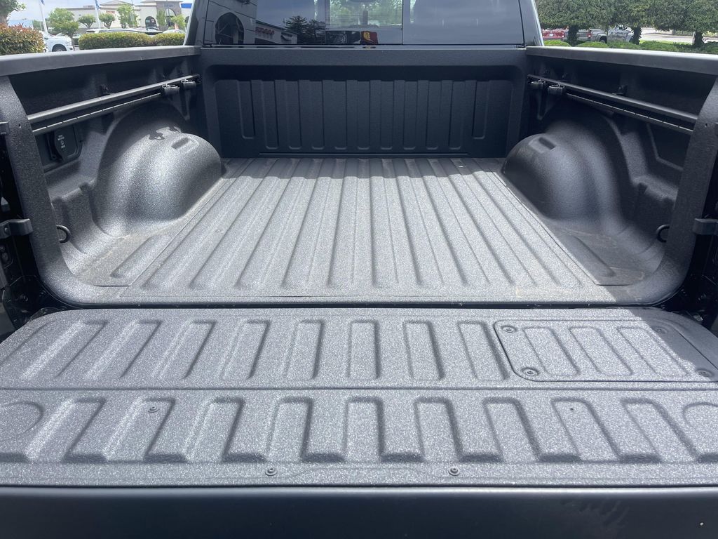 صورة مصغرة 12 لـ 2026 RAM 1500 LARAMIE