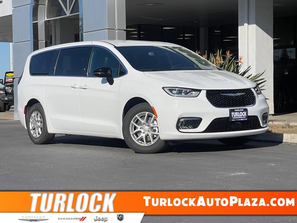 New 2026 Chrysler Pacifica L