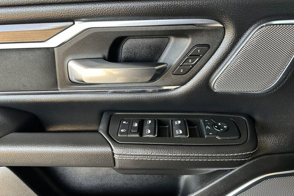 صورة 10 لـ 2026 RAM 1500 LARAMIE