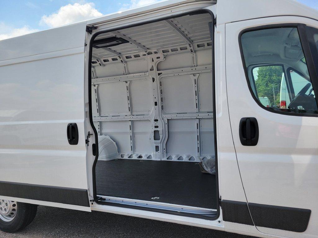 صورة مصغرة 9 لـ 2026 RAM PROMASTER 2500 HIGH ROOF