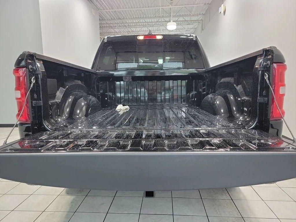 صورة 9 لـ 2026 RAM 1500 BIG HORN/LONE STAR