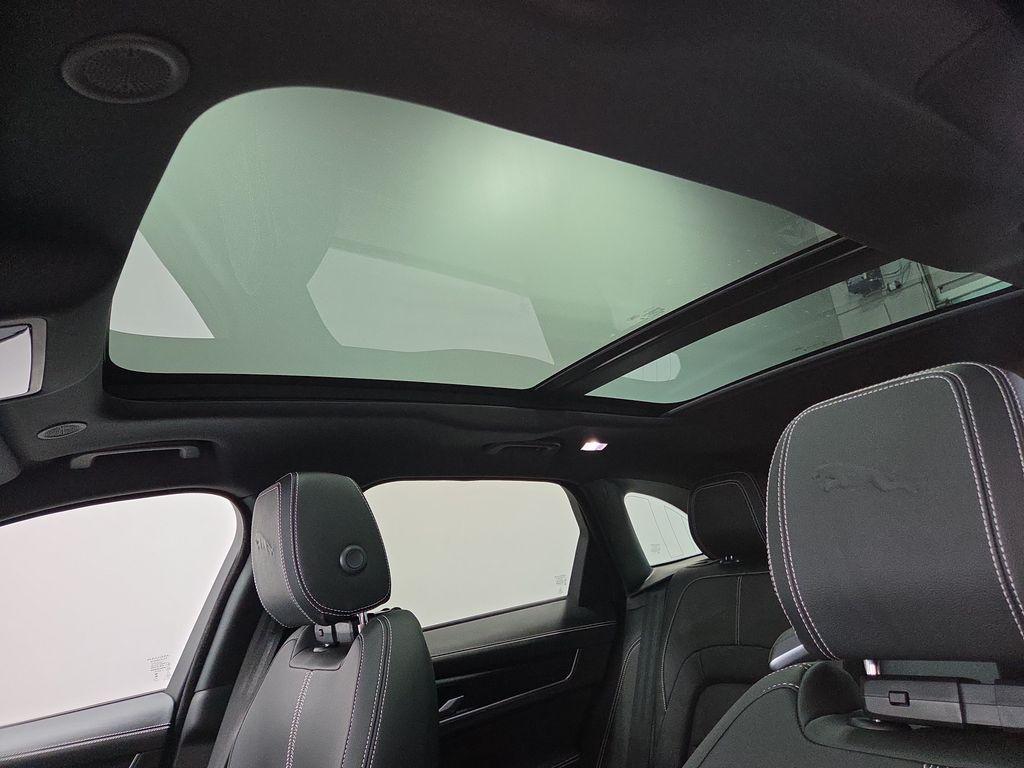 صورة مصغرة 50 لـ 2025 Jaguar F-PACE P250 R-DYNAMIC S
