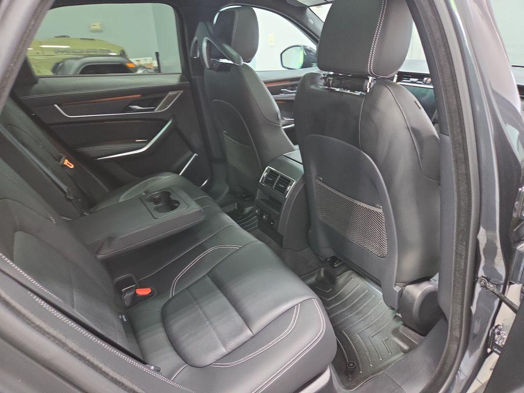 2025 Jaguar F-PACE P250 R-DYNAMIC S — фото 15