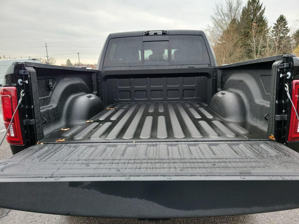 2026 RAM 2500 REBEL/POWER WAGON photo 9