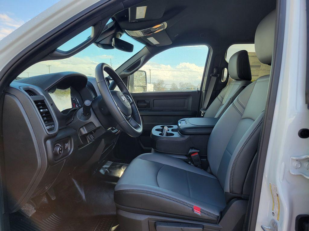 2026 RAM 2500 TRADESMAN — фото 10