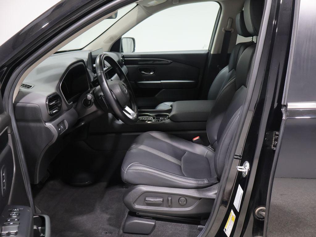 صورة 9 لـ 2025 Honda PILOT EX-L