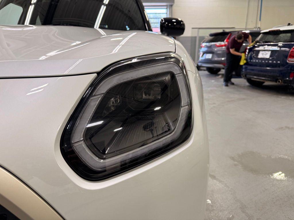 صورة 9 لـ 2027 MINI COUNTRYMAN COOPER S ALL4