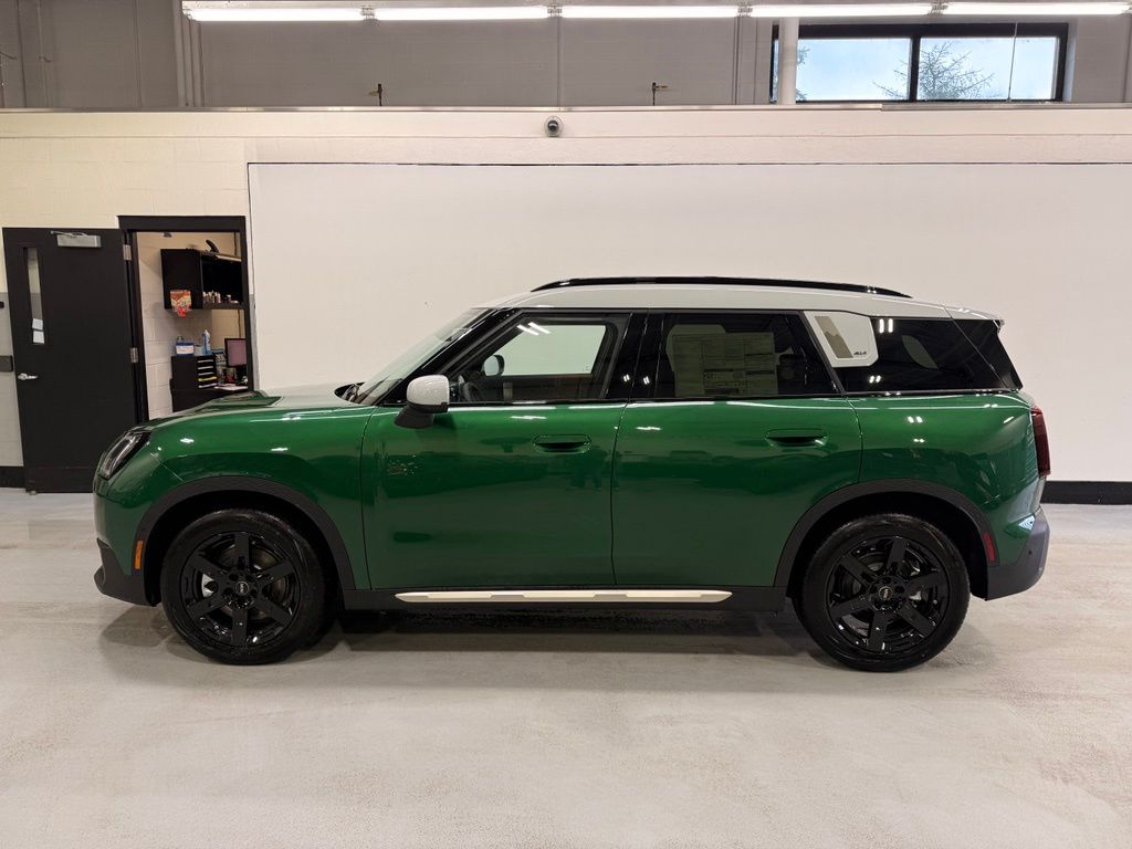 صورة 2 لـ 2027 MINI COUNTRYMAN COOPER S ALL4