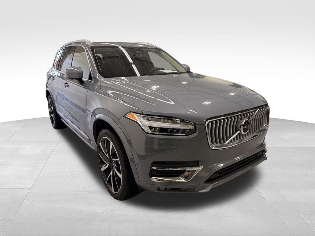 2023 Volvo XC90 B5 PLUS — фото 7