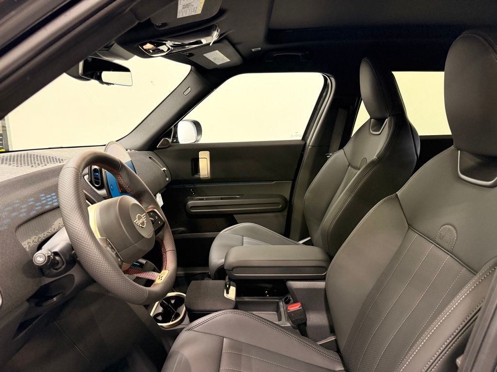 صورة مصغرة 12 لـ 2027 MINI COUNTRYMAN JOHN COOPER WORKS ALL4