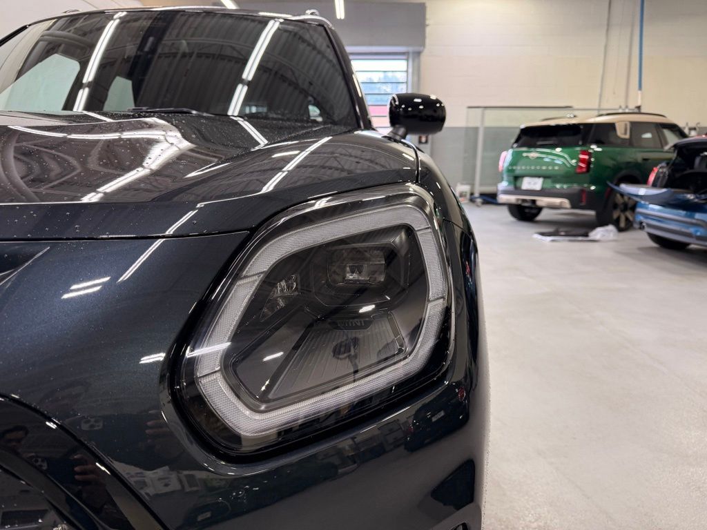 صورة مصغرة 9 لـ 2027 MINI COUNTRYMAN JOHN COOPER WORKS ALL4