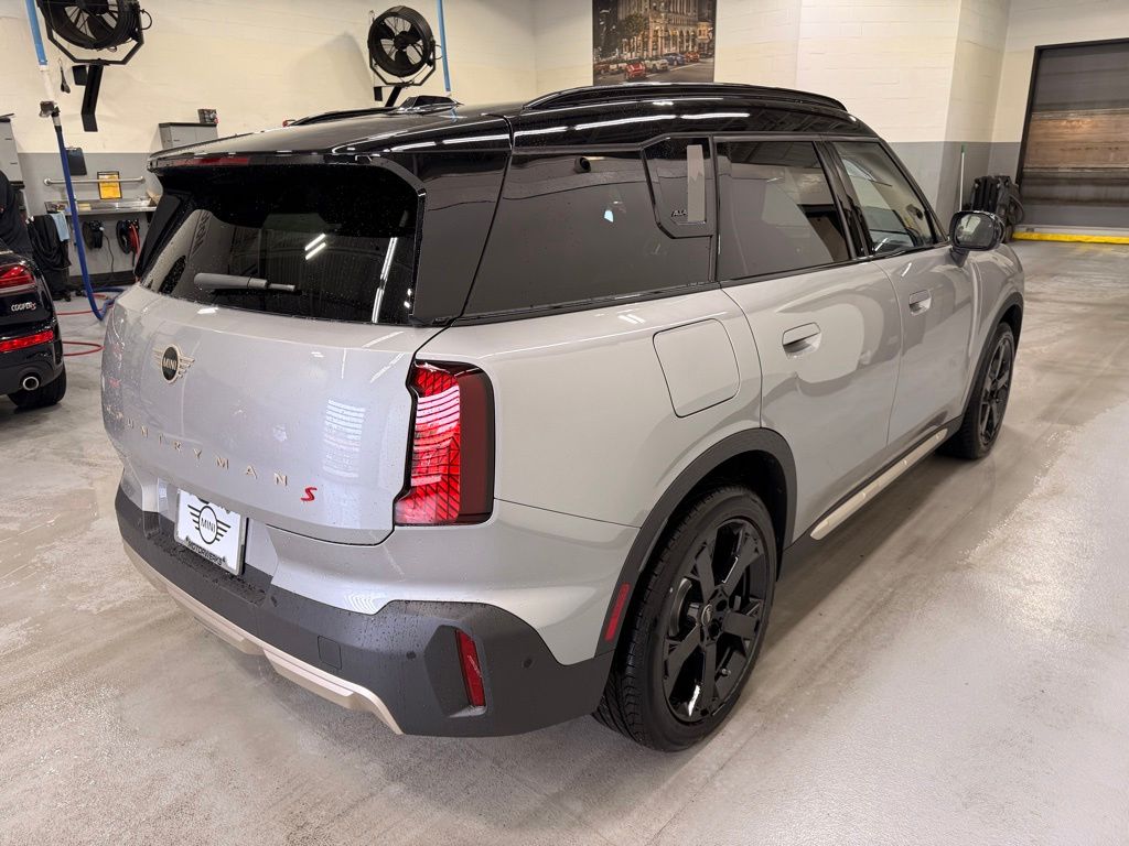 صورة 6 لـ 2027 MINI COUNTRYMAN COOPER S ALL4