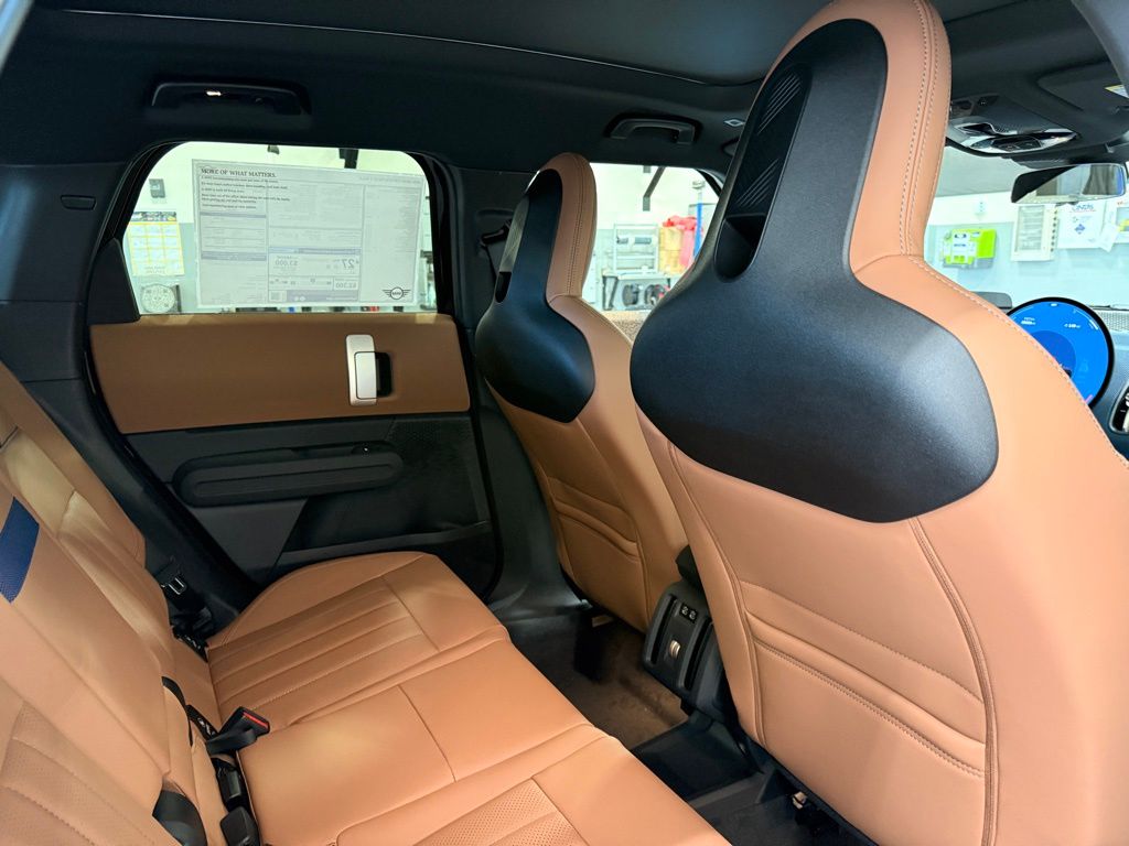 2026 MINI COUNTRYMAN COOPER S ALL4 — миниатюра 25