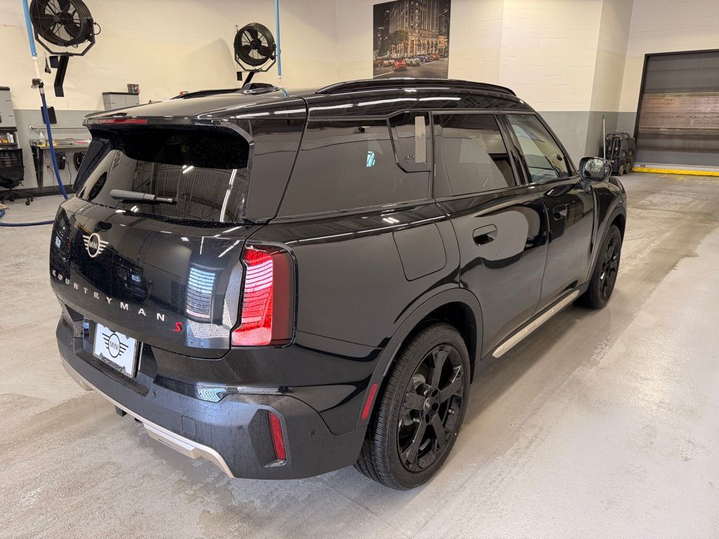 2026 MINI COUNTRYMAN COOPER S ALL4 — миниатюра 6