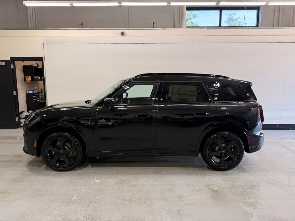 صورة 2 لـ 2027 MINI COUNTRYMAN COOPER S ALL4