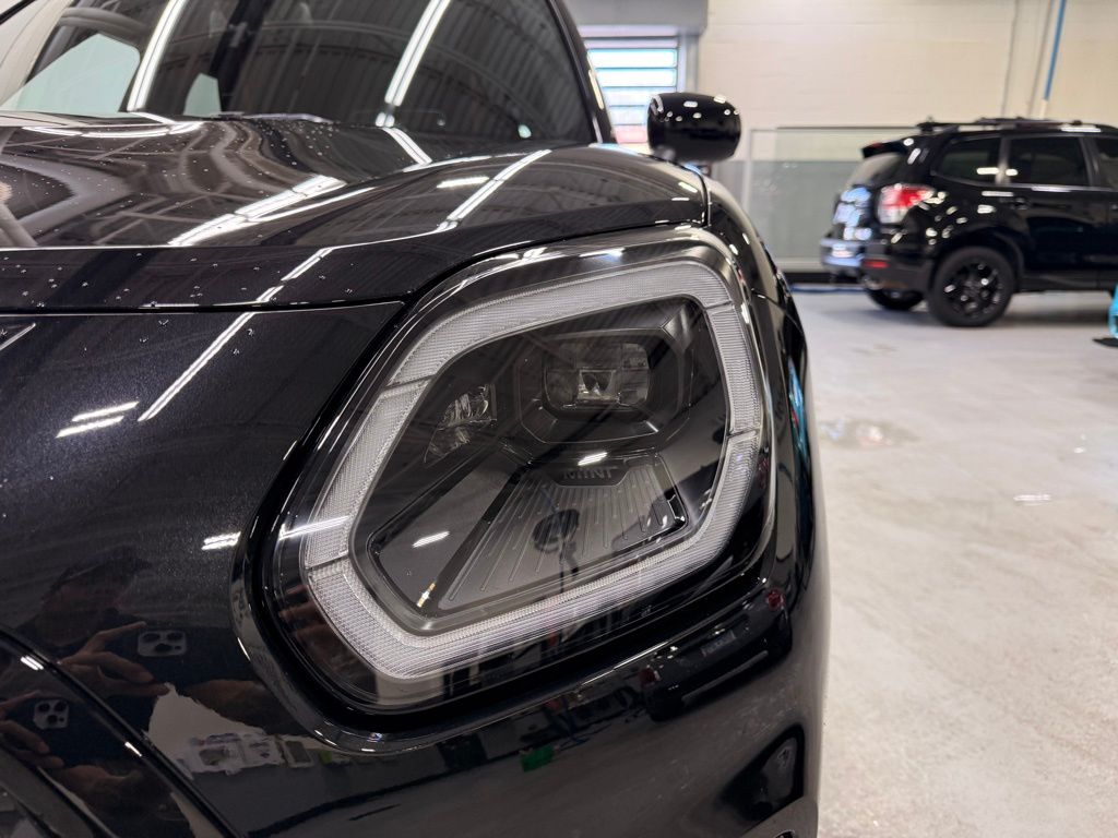 صورة 9 لـ 2027 MINI COUNTRYMAN COOPER S ALL4