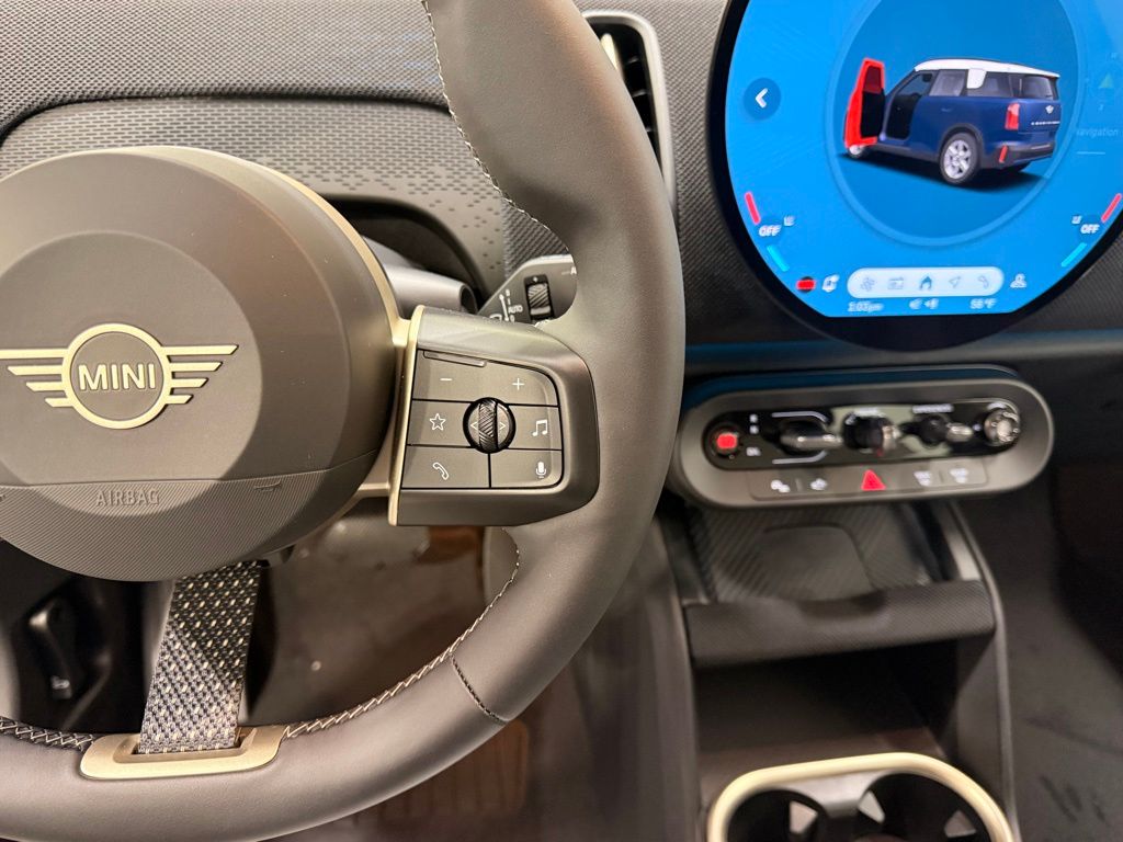 2027 MINI COUNTRYMAN COOPER S ALL4 — миниатюра 13