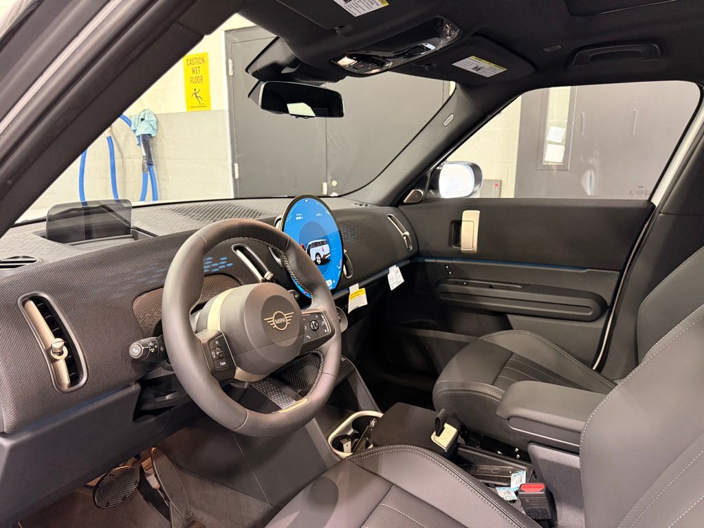 2027 MINI COUNTRYMAN COOPER S ALL4 — миниатюра 11