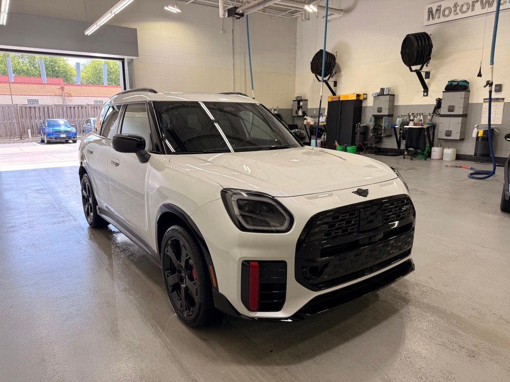 صورة 7 لـ 2027 MINI COUNTRYMAN JOHN COOPER WORKS ALL4