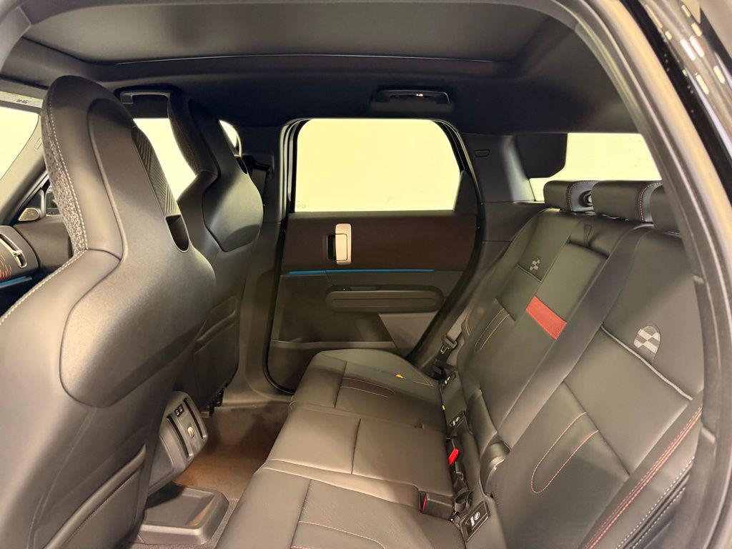 2026 MINI COUNTRYMAN COOPER S ALL4 — миниатюра 21