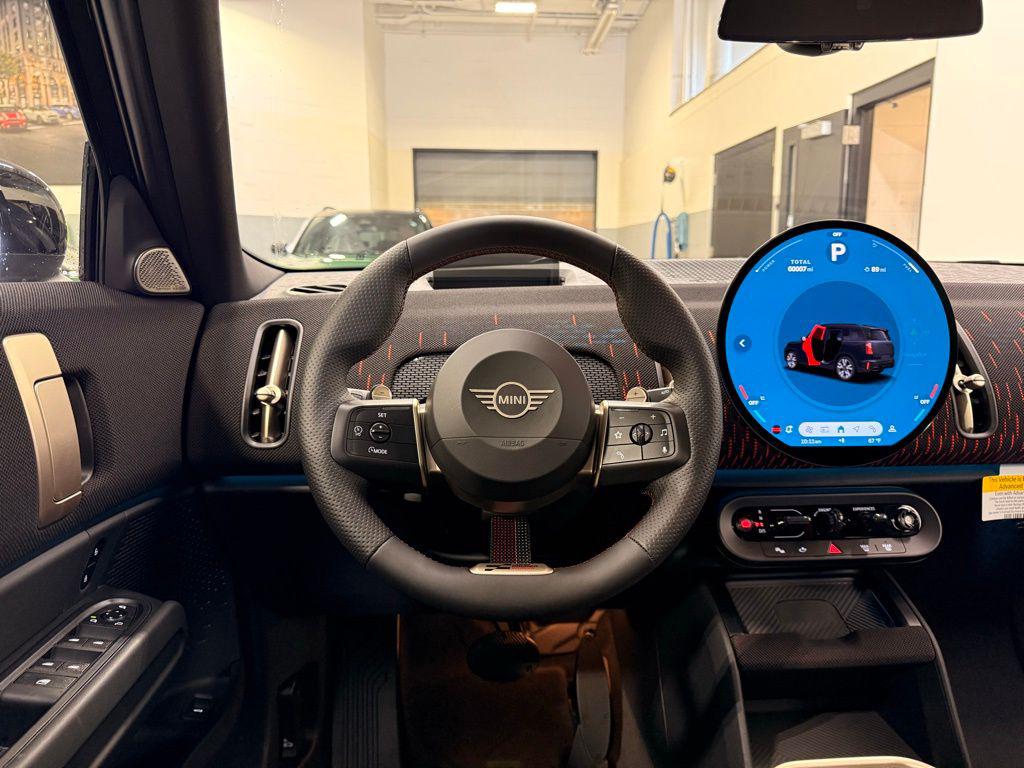 2026 MINI COUNTRYMAN COOPER S ALL4 — миниатюра 22